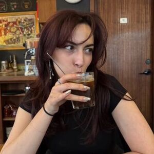 Meet your Posher, Sihem